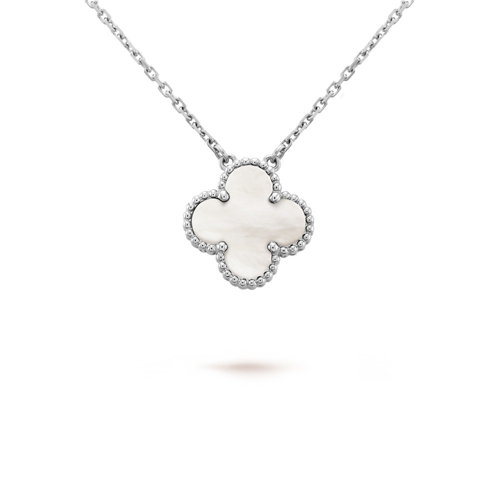 Van Cleef Arpels Vintage Alhambra pendant VCARF48700