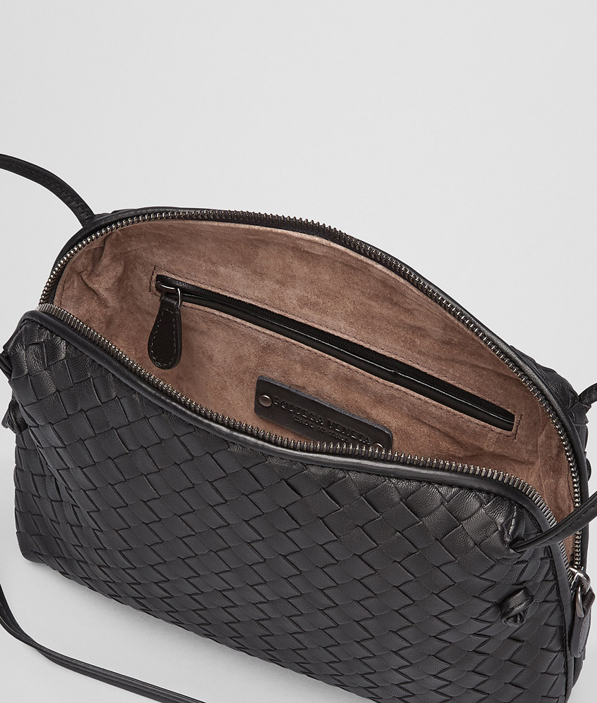 Bottega Veneta messenger bag in nero intrecciato nappa 45325220ER - Photo-3