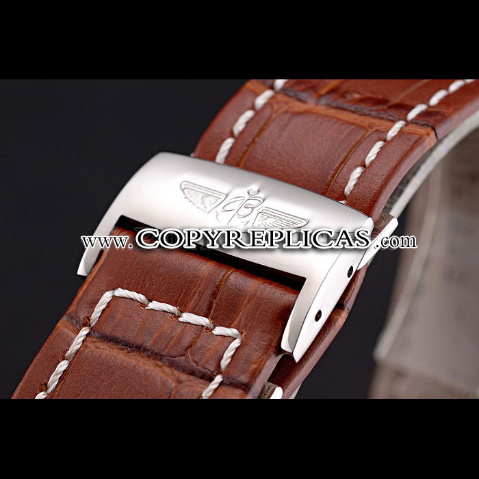 Breitling Navitimer World White Dial Brown Leather Bracelet BL5668 - Photo-4