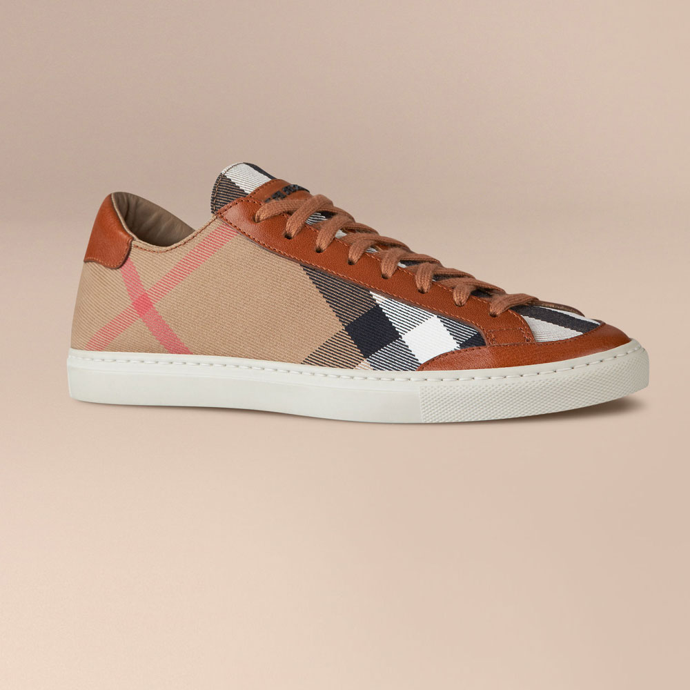 Burberry House Check Canvas Trainers 39133981