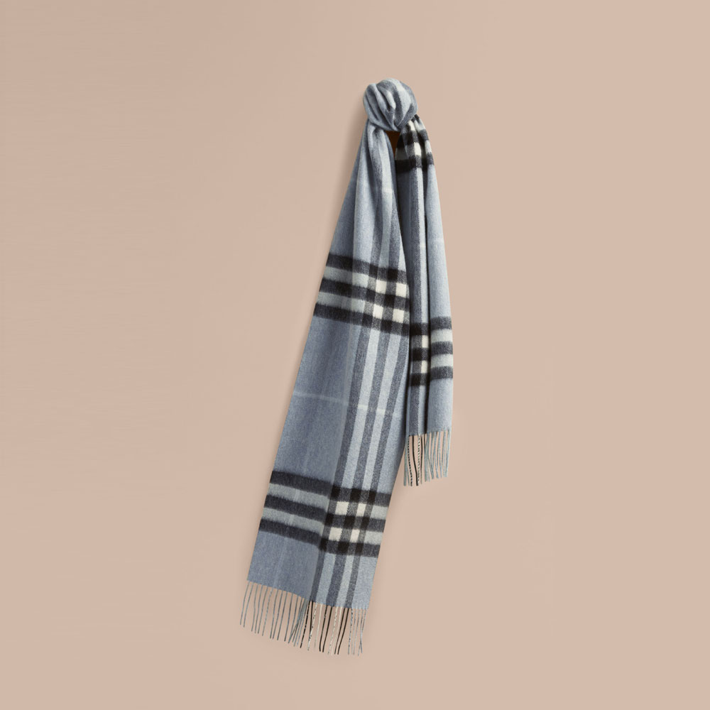 Burberry Classic Cashmere Scarf in Check Dusty Blue 39944811