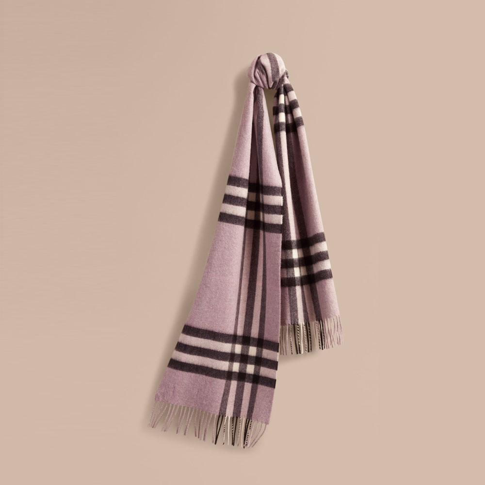 Burberry Classic Cashmere Scarf in Check Dusty Lilac 39944821