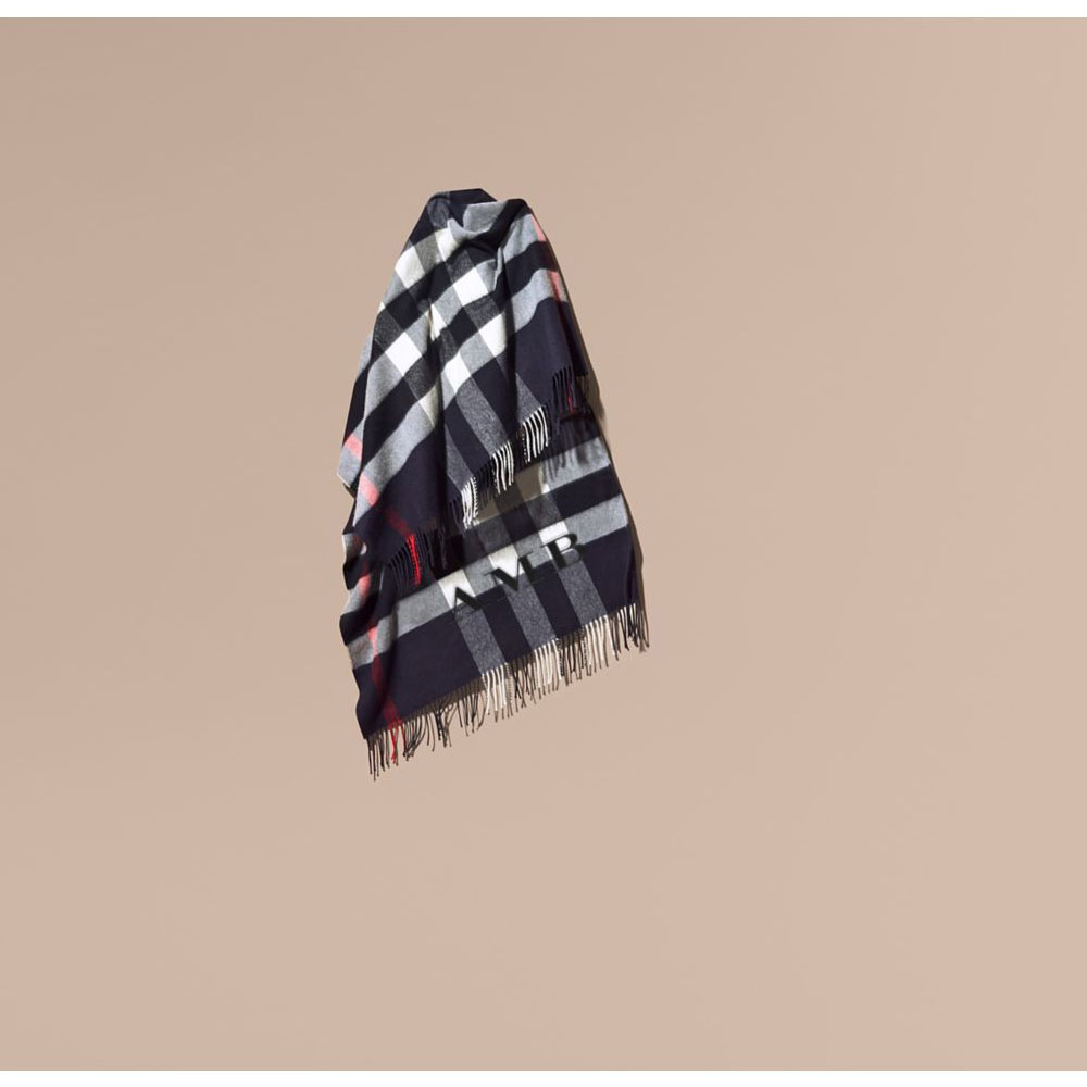 Burberry Check Cashmere and Wool Poncho in Navy 40196201 - Photo-2