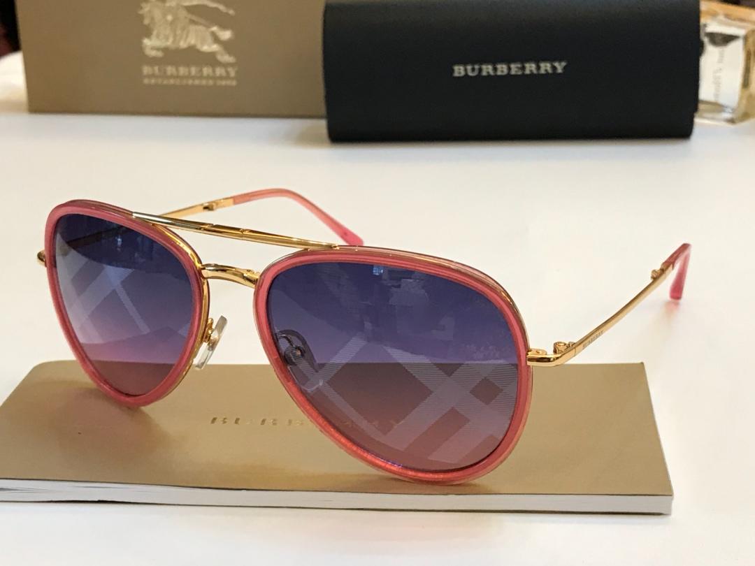 Burberry Check Detail Round Cat-eye Sunglasses Chino Grey 40245851