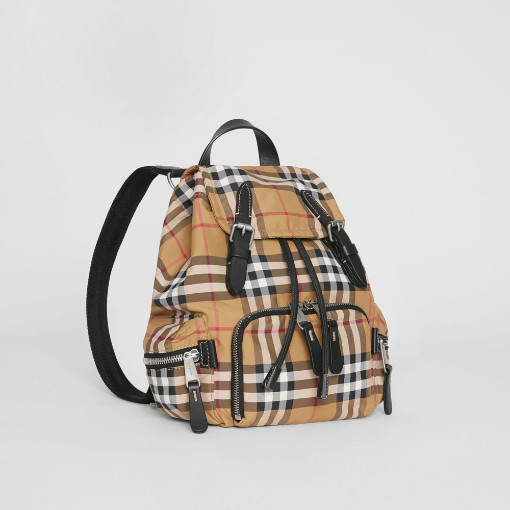 Burberry Small Crossbody Rucksack in Vintage Check 80067251 - Photo-3