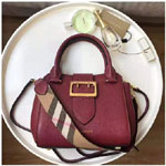 Burberry Small Buckle Tote in Two-tone Leather in Burgundy 40577891