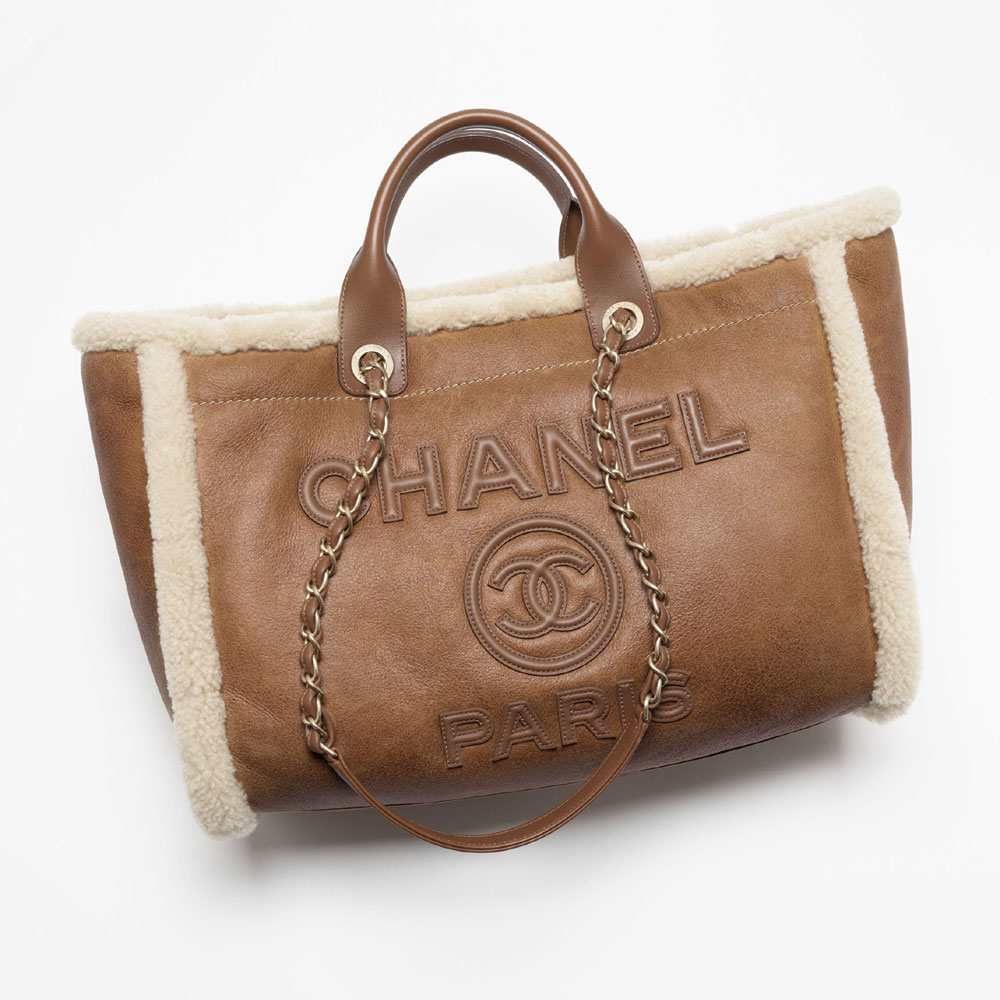 Chanel Large Shopping Bag Shearling Lambskin A66941 B18301 NZZF9