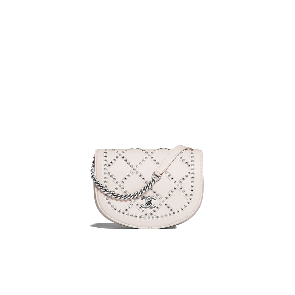 Chanel Flap bag A69992 Y83239 10800