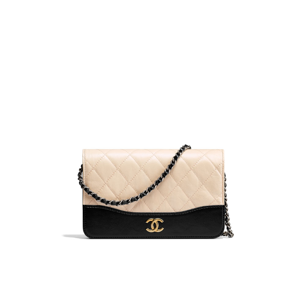 Chanel Wallet on chain A84389 Y61477 C0204