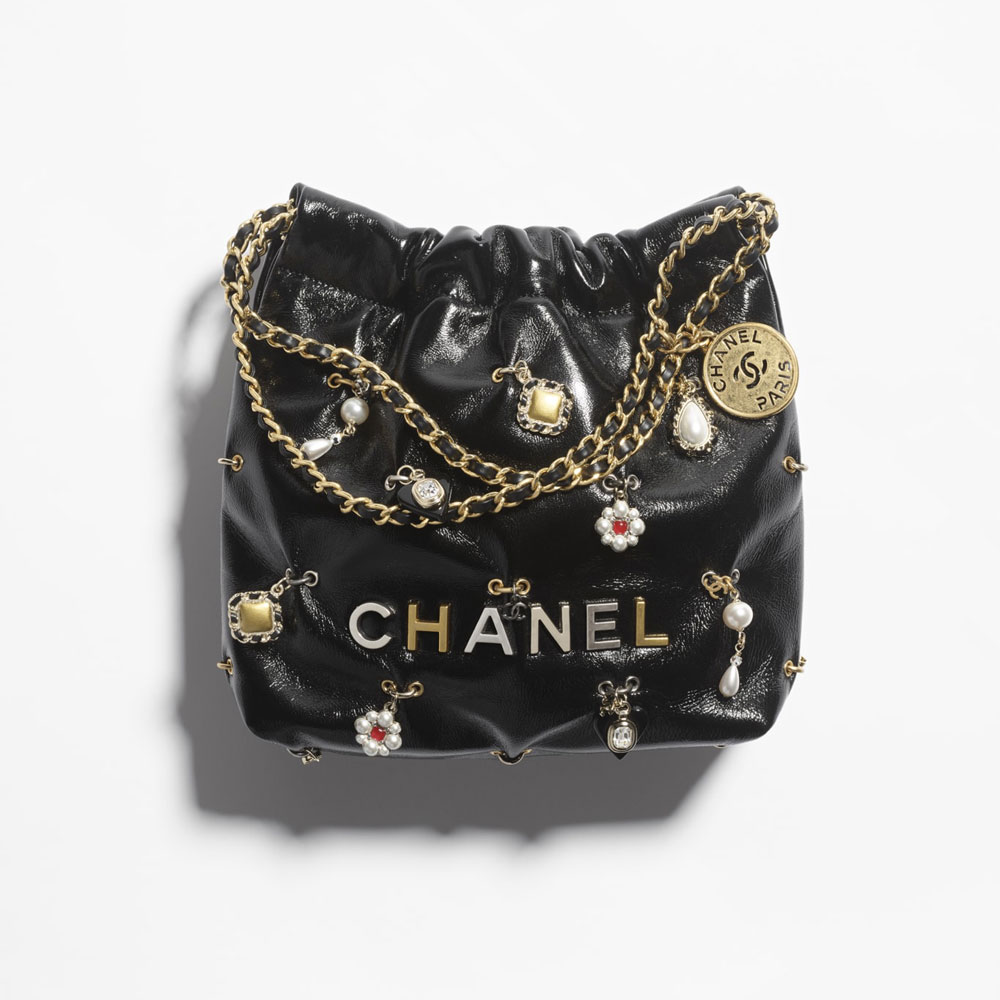 Chanel 22 mini bag Shiny lambskin bijoux charms AS3980 B17507 94305