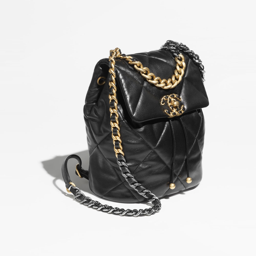 Chanel 19 backpack Shiny lambskin AS4223 B04852 94305 - Photo-2