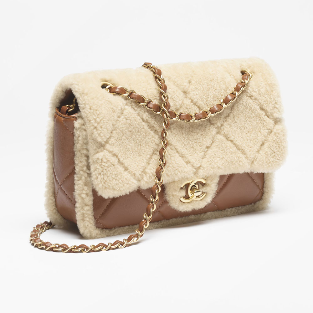 Chanel Flap Bag Shearling Lambskin Gold AS5149 B18194 NZW48 - Photo-2