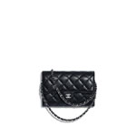 Chanel Classic clutch with chain A84512 Y01480 C3906