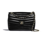 Chanel Black Flap Bag AS0670 B01098 94305