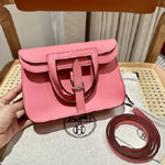Hermes Halzan 22CM Togo Crossbody Bag in Pink H069523CK3Q