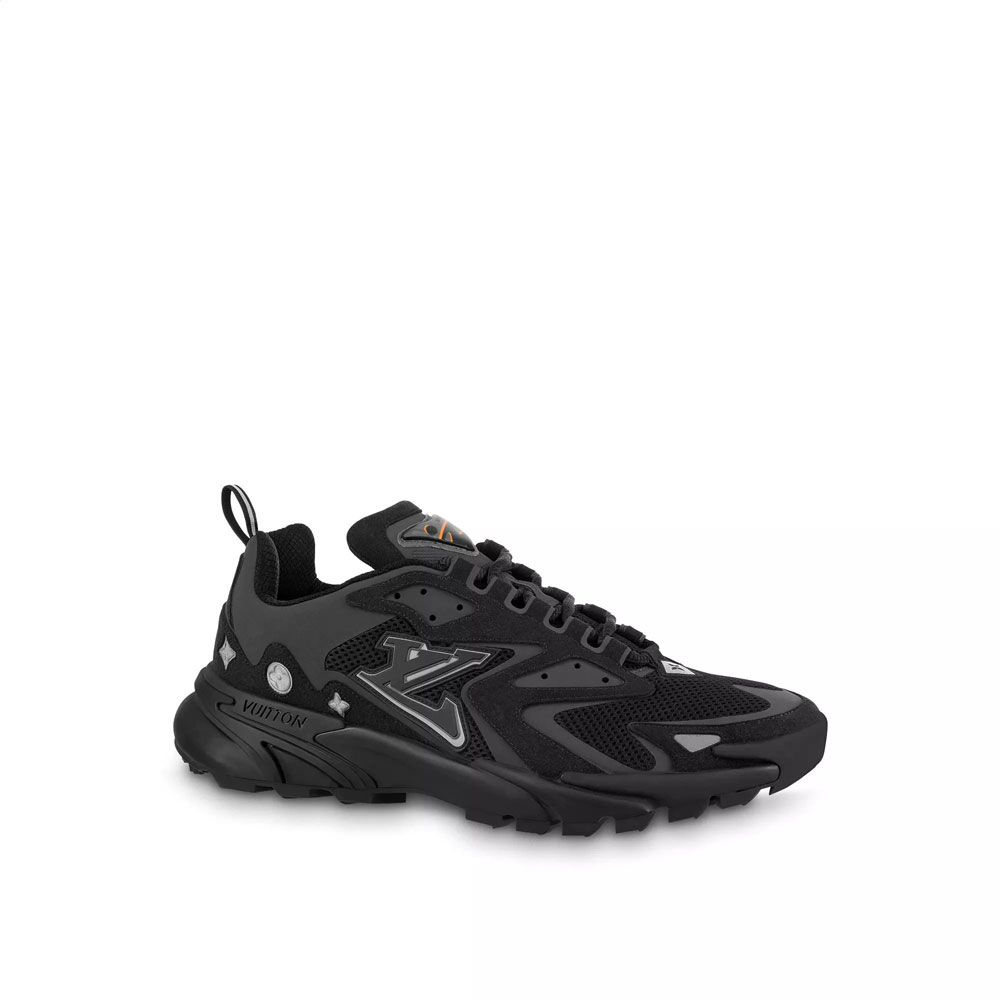 Louis Vuitton Runner Tatic Sneaker in Black 1A9UNT