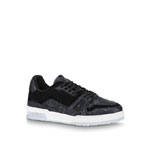 Louis Vuitton Trainer Sneaker in Grey 1A8PUC