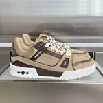 Louis Vuitton Trainer Sneaker 1AKB6S