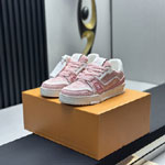 Louis Vuitton Trainer Sneaker 1AKBBA