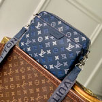 Louis Vuitton Trio Messenger Navy M28618