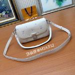 Louis Vuitton Pochette Metis Soft PM Monogram Empreinte M2A332