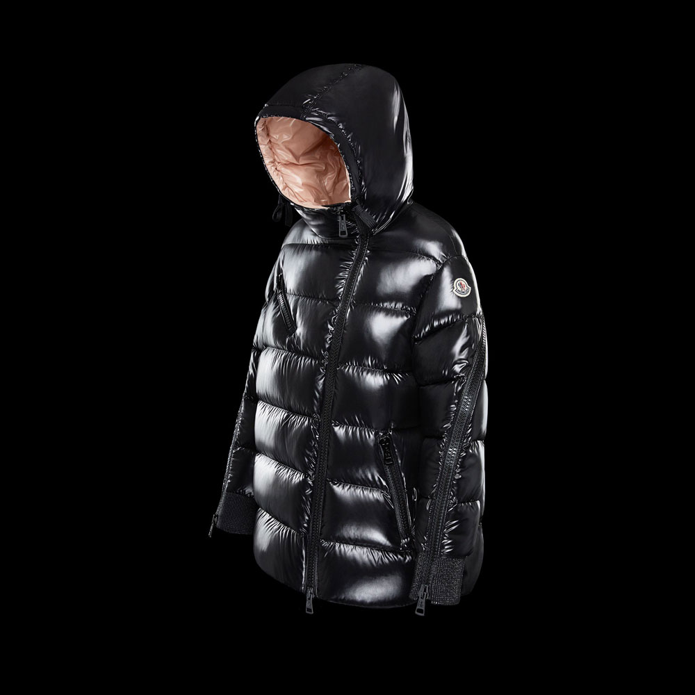 Moncler Liriope in Short outerwear 14679657708397657 - Photo-3