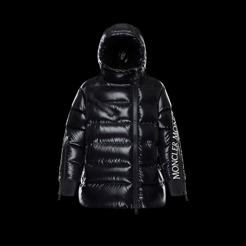Moncler Liriope Exclusive in Short outerwear 17803473461330638