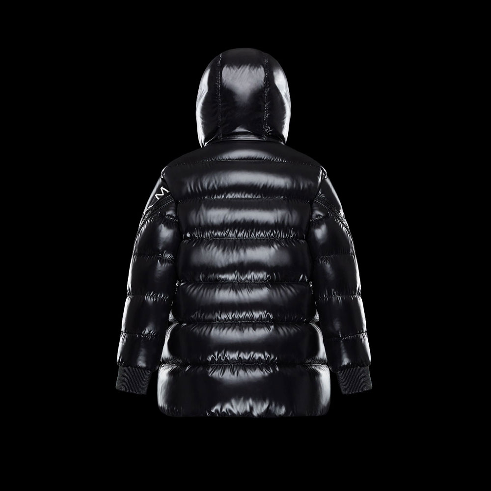 Moncler Liriope Exclusive in Short outerwear 17803473461330638 - Photo-2
