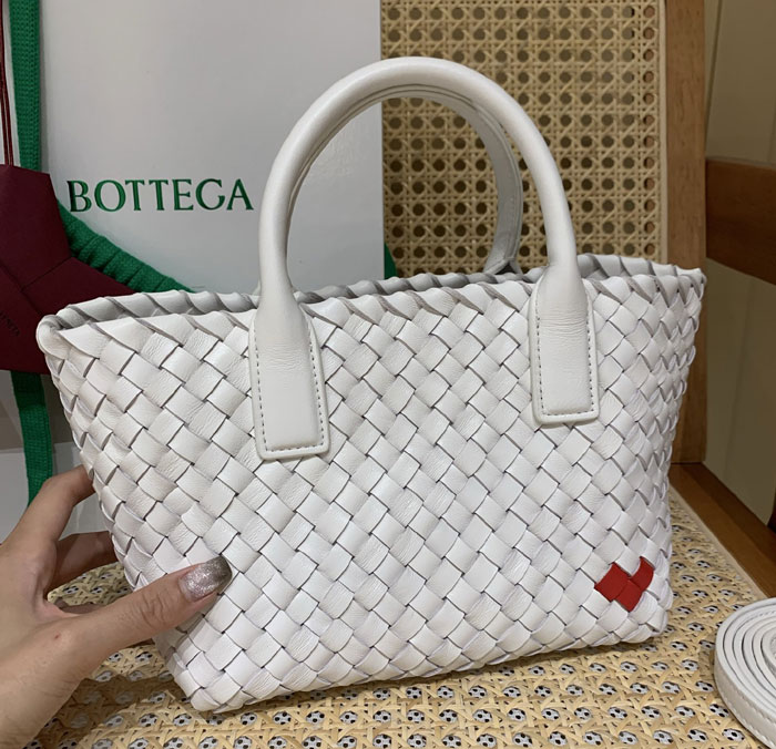 Authentic Review from Aisha Williams - Los angeles,United States