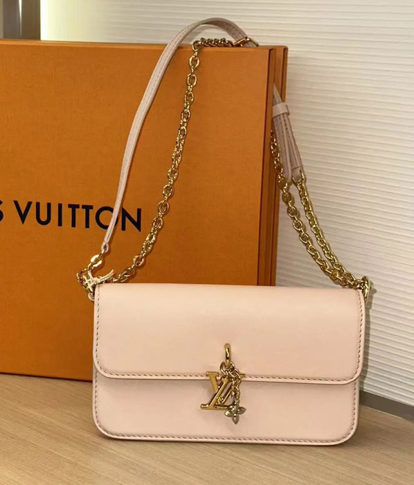 Authentic Review from Harper Nguyen??From=Shirrell Heath,UK - 