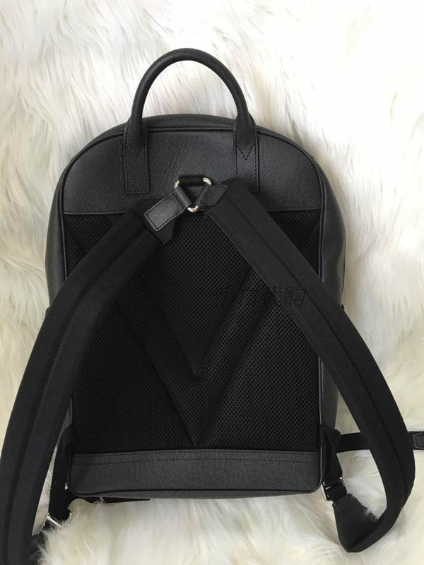 Louis Vuitton Grigori Backpack M30209 review image #2