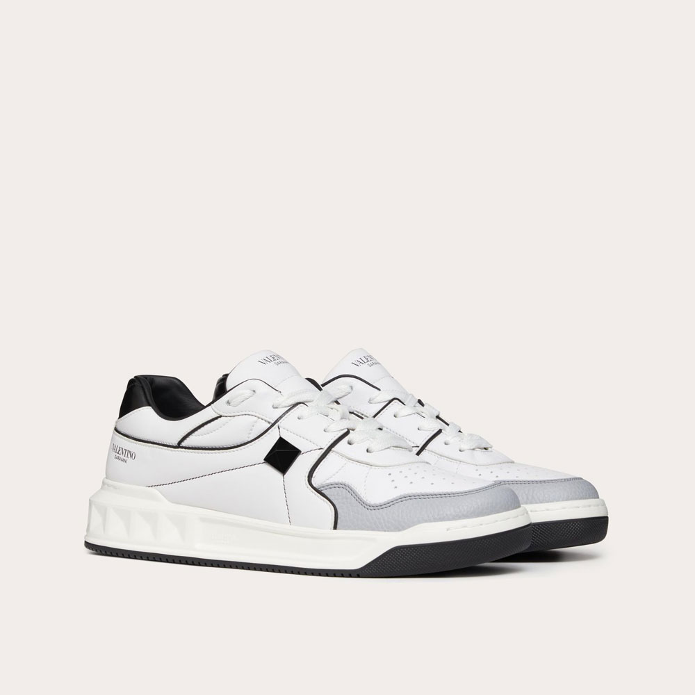 Valentino One Stud Low-top Nappa Sneaker 5Y2S0E71NWN 0N2