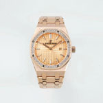 Audemars Piguet Royal Oak 67651OR.ZZ.1261OR.03 Watch