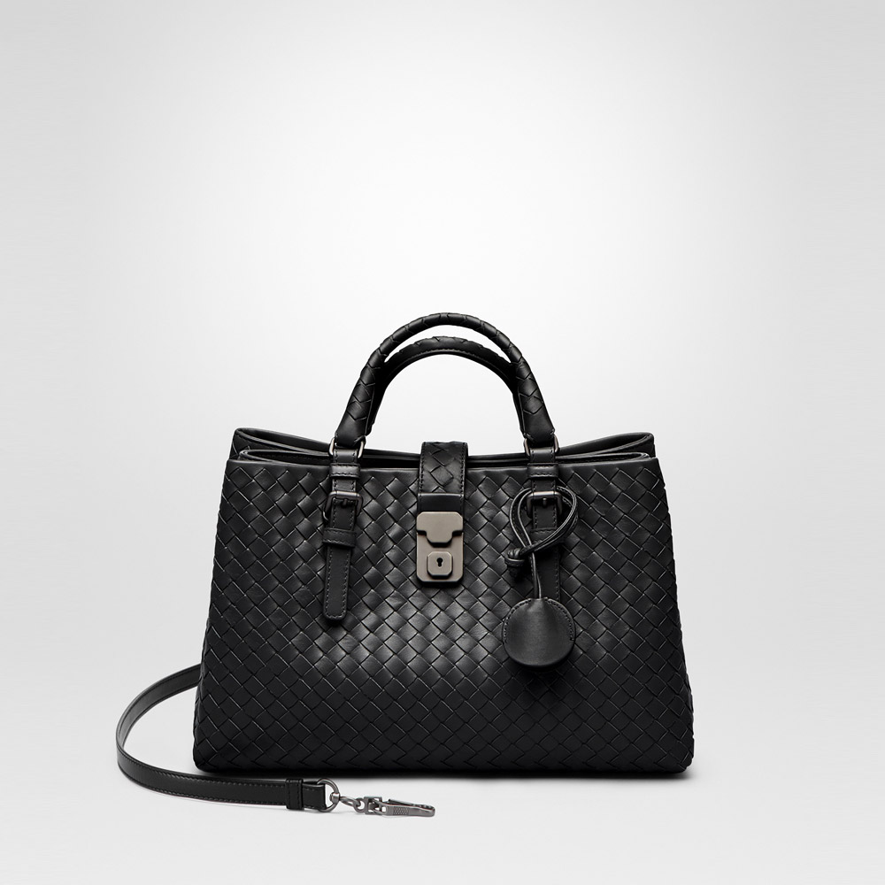 Bottega Veneta small roma bag in nero intrecciato calf 45216675OU