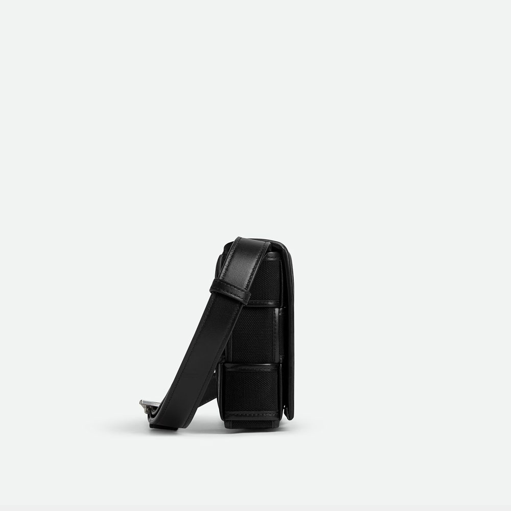 Bottega Veneta Cassette in Black 741451 VMBN 38803 - Photo-2