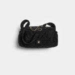 Chanel Maxi bowling bag in black AS5055 B21379 94305