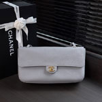 Chanel Maxi Flap Bag AS6231 B24332 UA206