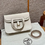 Hermes Halzan 22CM Togo Crossbody Bag in White H069523CKI2