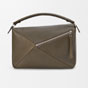 Loewe Large Puzzle bag in supple grained calfskin Brown B510PNLX01 6423 - thumb-4