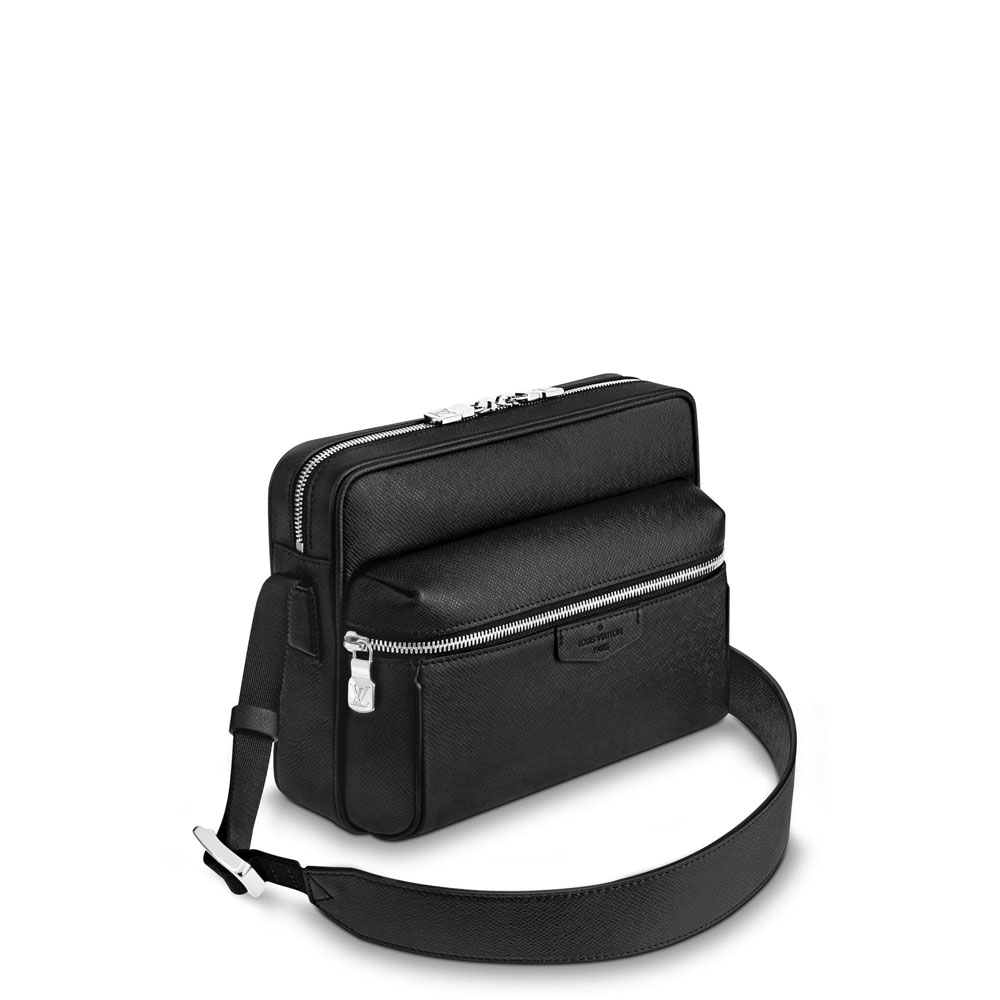 Louis Vuitton Outdoor Messenger PM Taiga Leather M33435 - Photo-2
