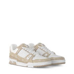 Louis Vuitton Trainer Sneaker in Beige 1AIKMH
