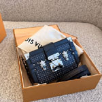 Louis Vuitton Petite Malle Black M29335