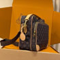 Nil XL Louis Vuitton Silk Tech Monogram M29853 - thumb-2